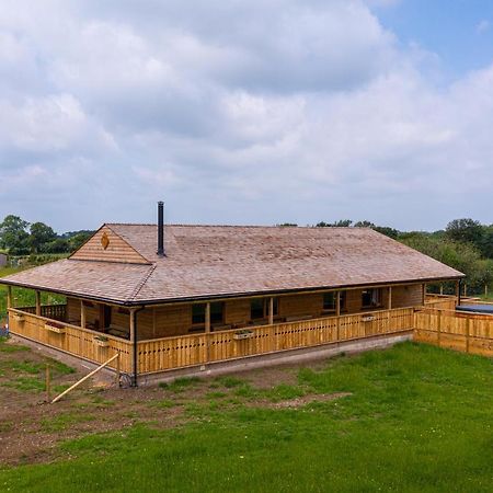 Luxury Log Cabin With A Hot Tub Stone  Esterno foto